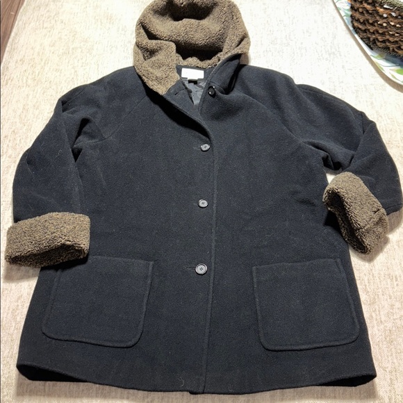 Westbound Jackets & Blazers - Women's 18 100% wool body pea coat black with brown furry hood and cuffs